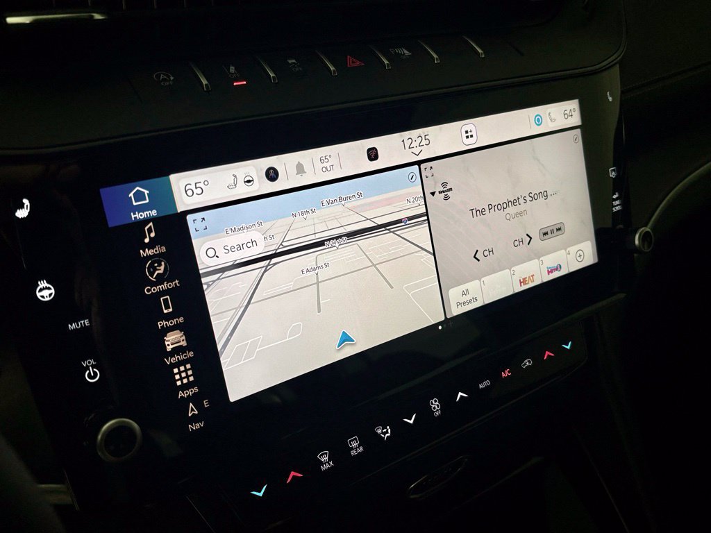 New 2026 Jeep Grand Cherokee Altitude AWD/4WD image 25