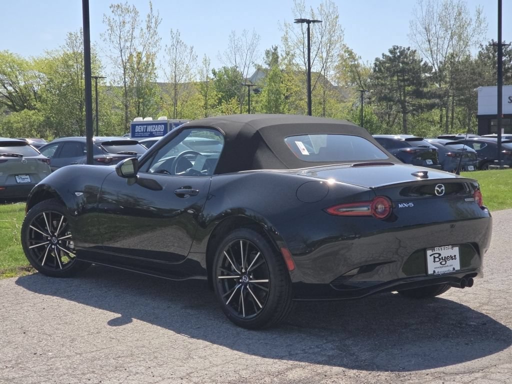 New 2026 MAZDA MX-5 Miata Grand Touring w/ Appearance Package RWD image 2