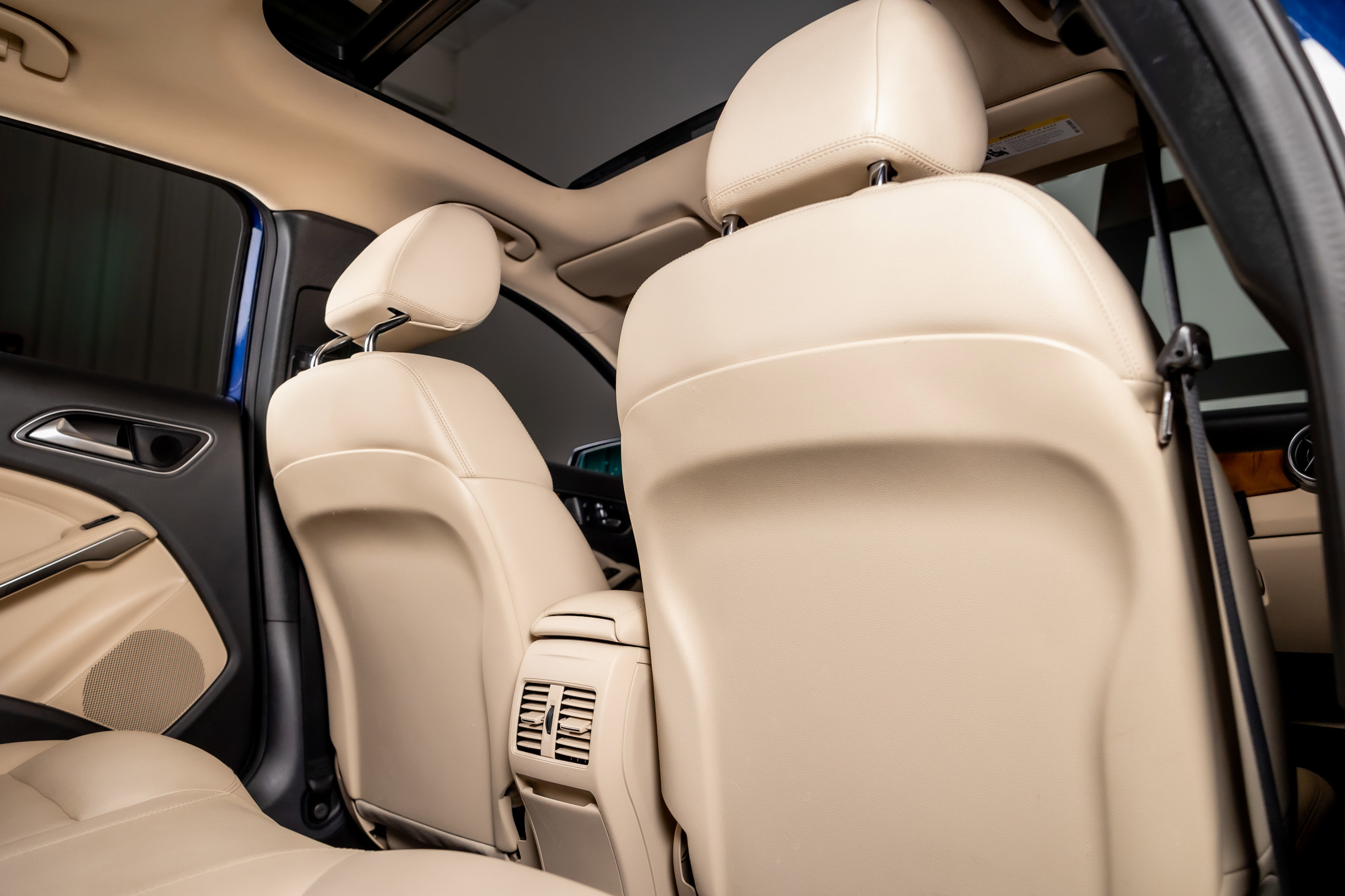 Used 2018 Mercedes-Benz GLA 250 4MATIC image 26