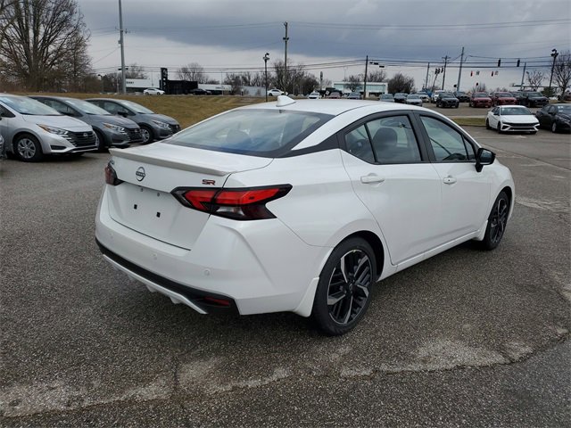 New 2025 Nissan Versa SR w/ Trunk Package image 4