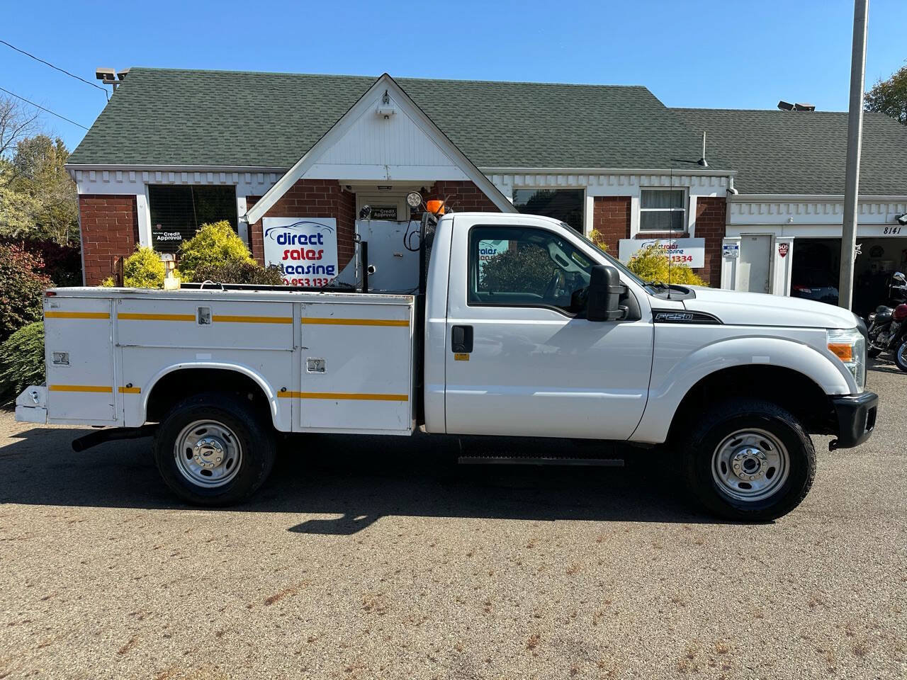 Used 2014 Ford F250 XL AWD/4WD image 9