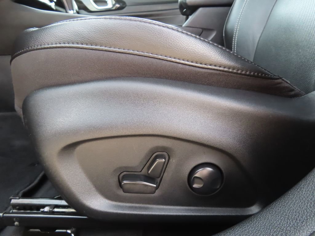 Used 2023 Jeep Compass High Altitude image 8