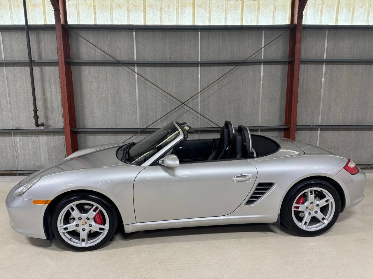 Used 2005 Porsche Boxster S RWD image 2