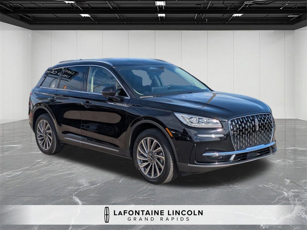Used 2023 Lincoln Corsair Reserve w/ Equipment Group 202A image 7