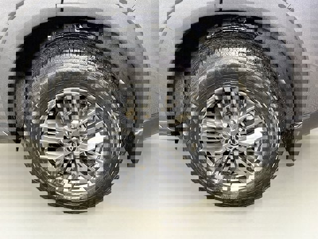 Used 2021 Nissan Rogue S image 23