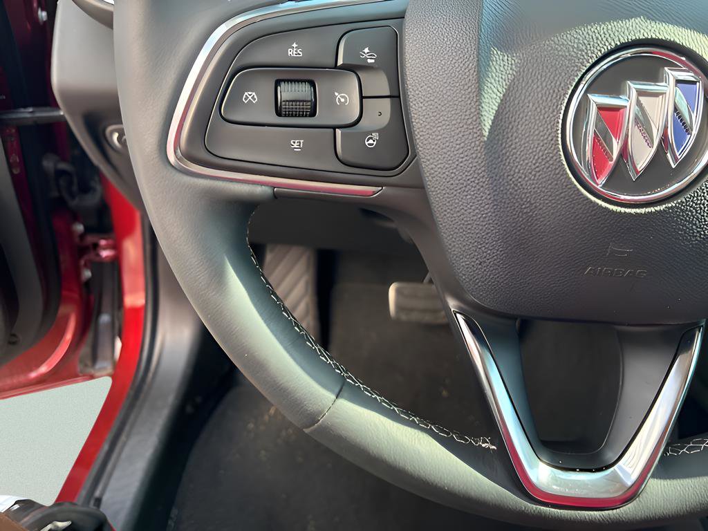 Used 2023 Buick Envision Essence w/ Technology Package I image 22