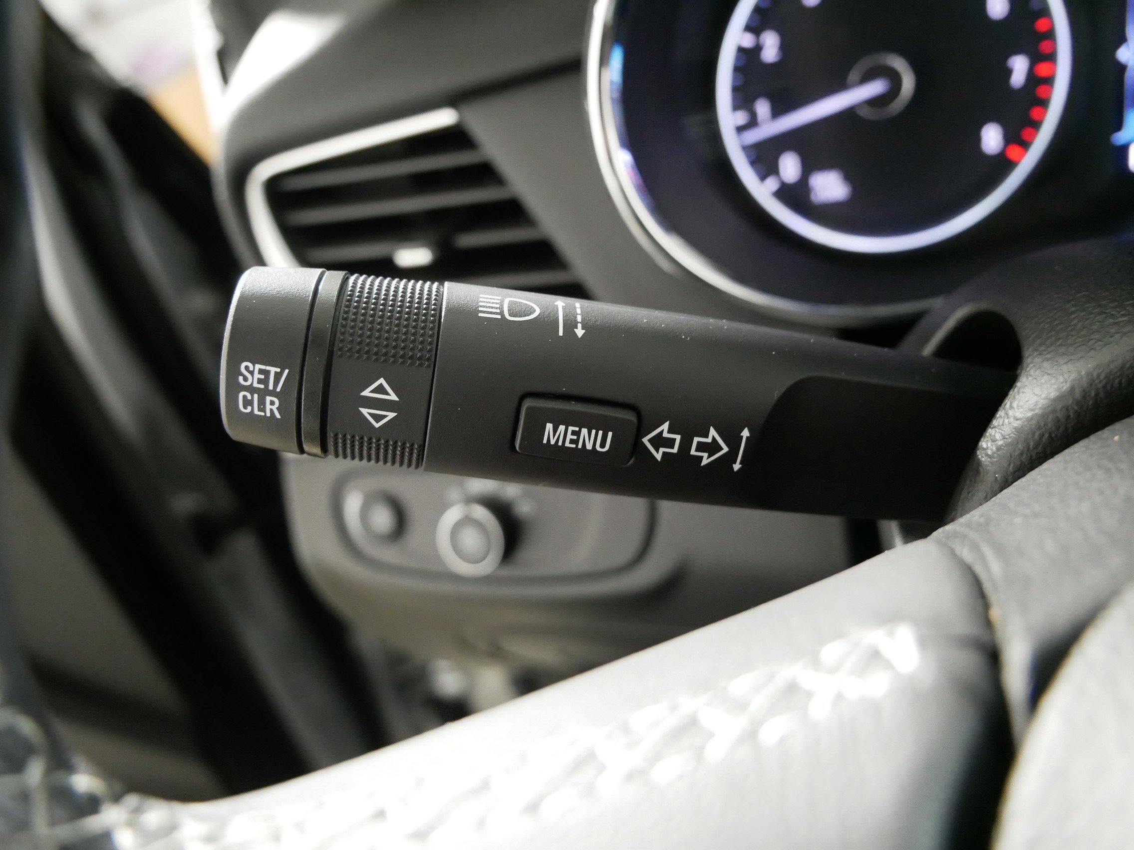 Used 2022 Buick Encore Preferred w/ Safety Package image 31