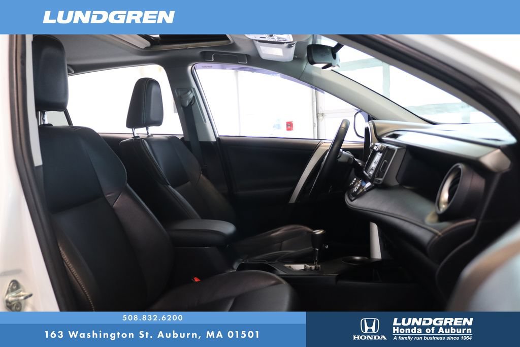 Used 2015 Toyota RAV4 Limited w/ Technology Package AWD/4WD image 16