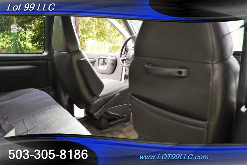 Used 2002 Chevrolet Express 3500 Extended Passenger w/ LS Preferred Equipment Group RWD image 15