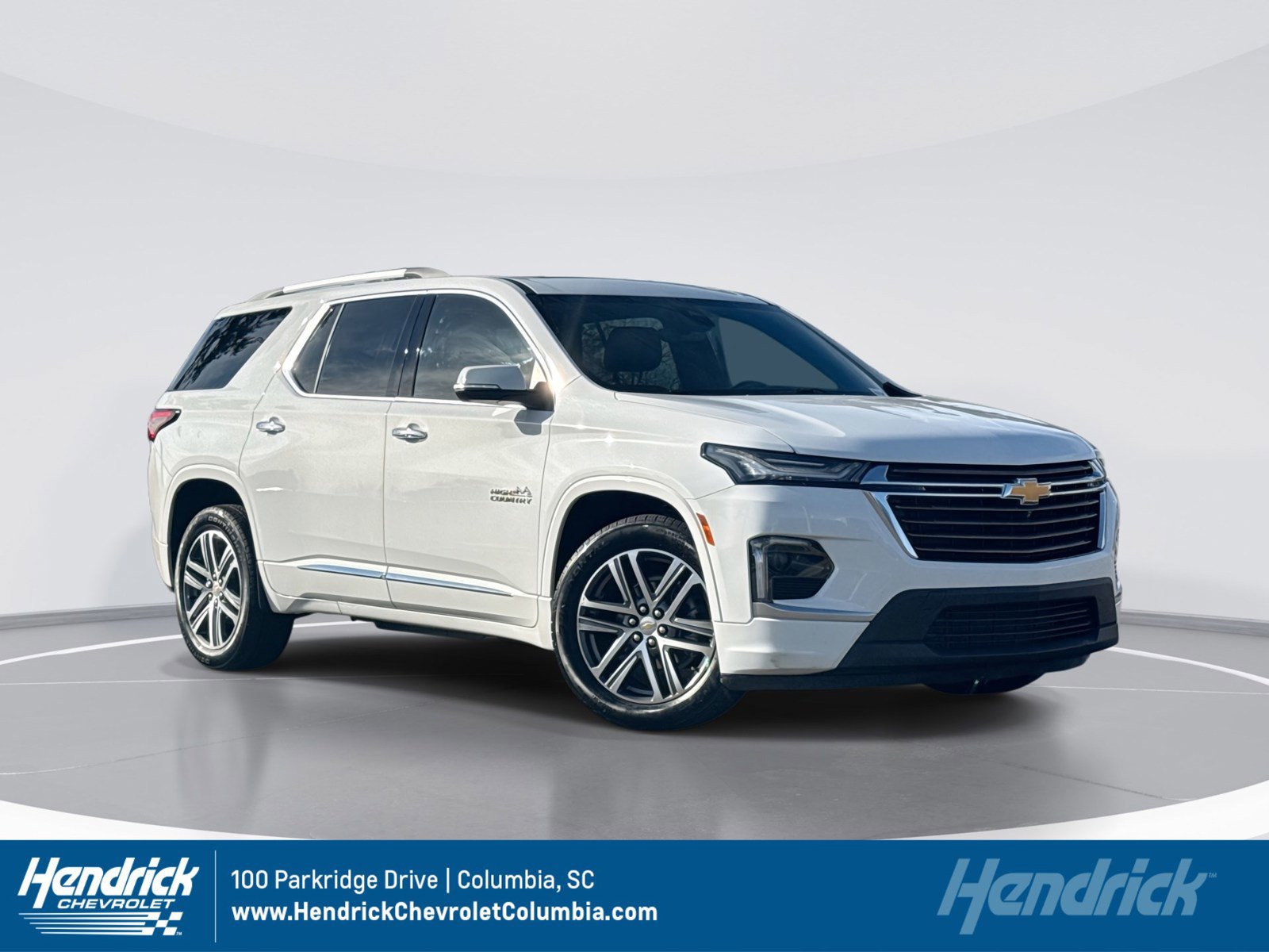 Certified 2022 Chevrolet Traverse High Country image 1