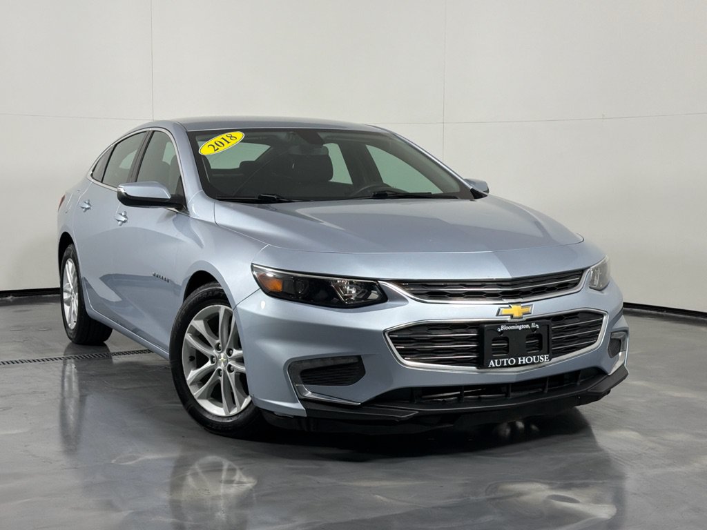 Used 2018 Chevrolet Malibu LT FWD image 2