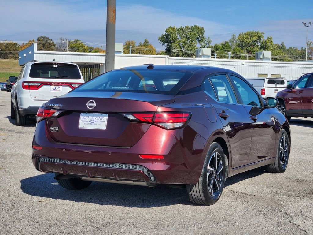Used 2025 Nissan Sentra SV image 5