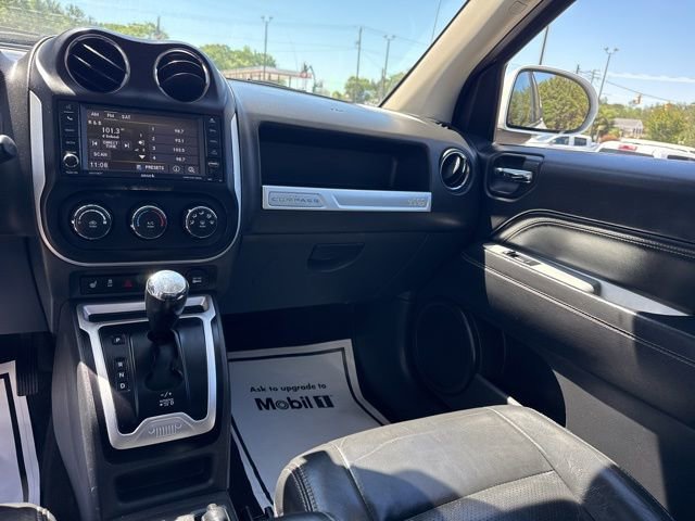 Used 2016 Jeep Compass High Altitude AWD/4WD image 23