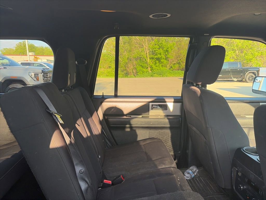 Used 2015 Ford Expedition XLT RWD image 13