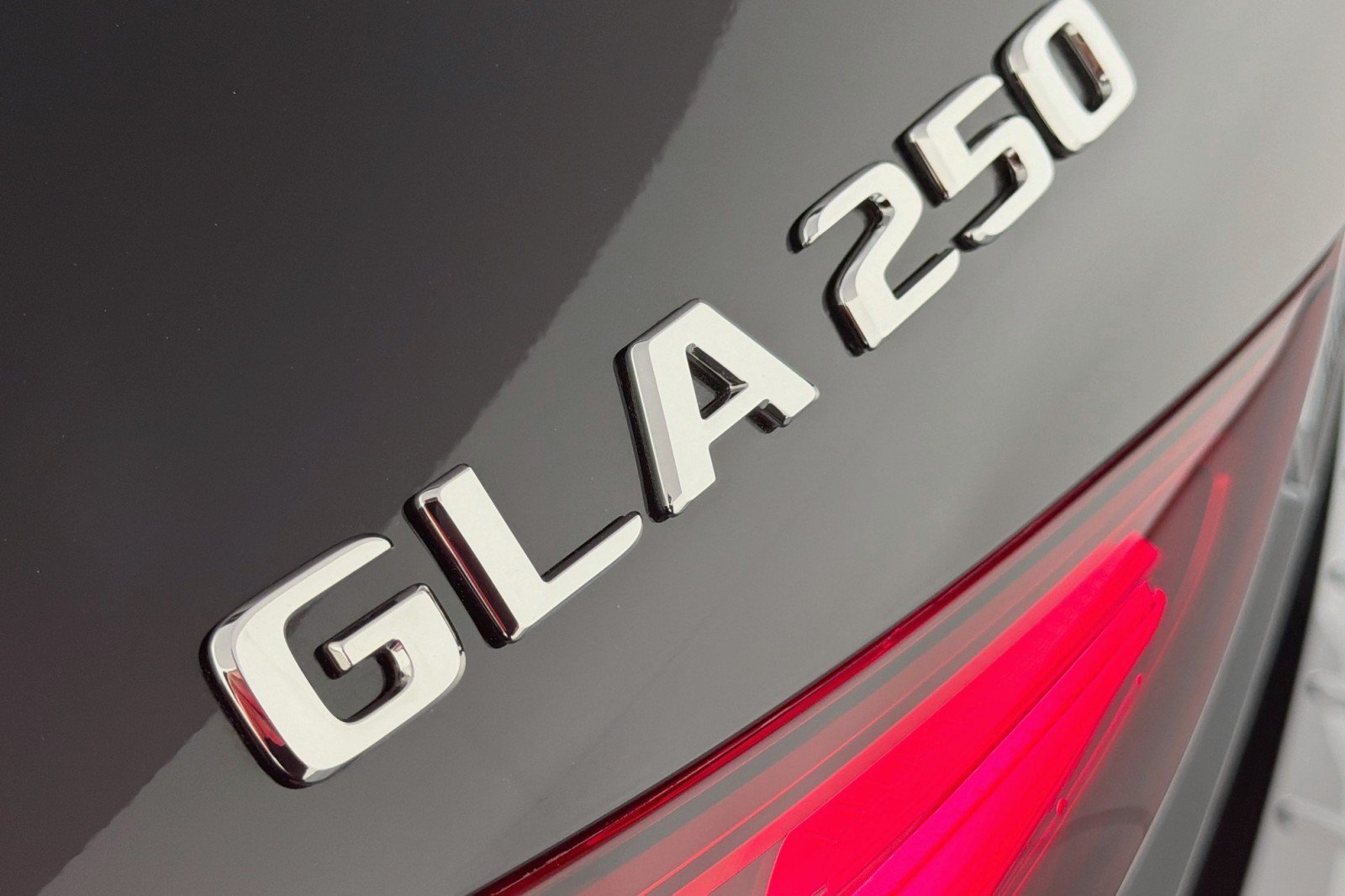 New 2026 Mercedes-Benz GLA 250 image 8