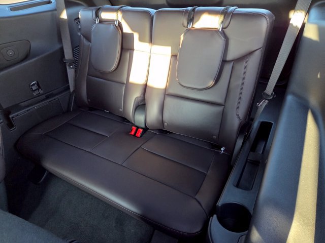 New 2027 Ford Explorer Platinum RWD image 7