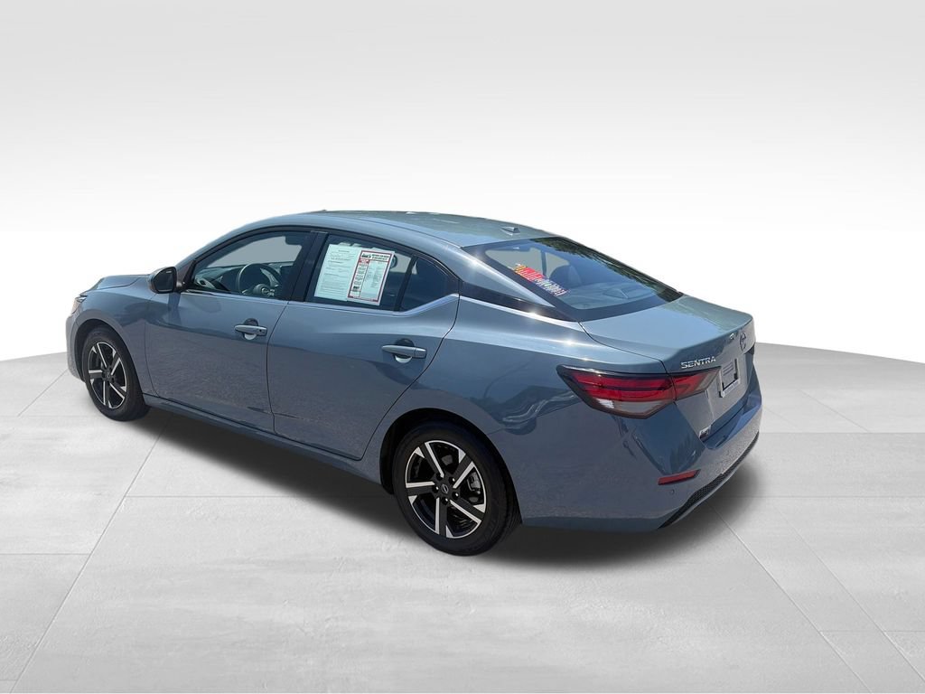 Used 2024 Nissan Sentra SV FWD image 4