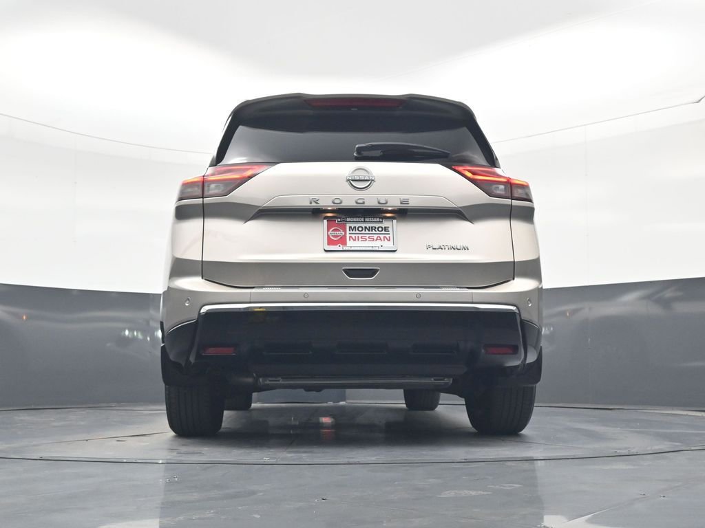 Used 2025 Nissan Rogue Platinum w/ Platinum Premium Package FWD image 20