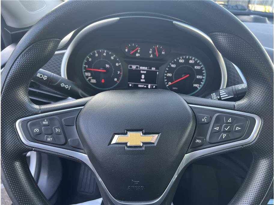 Used 2022 Chevrolet Malibu LT image 16