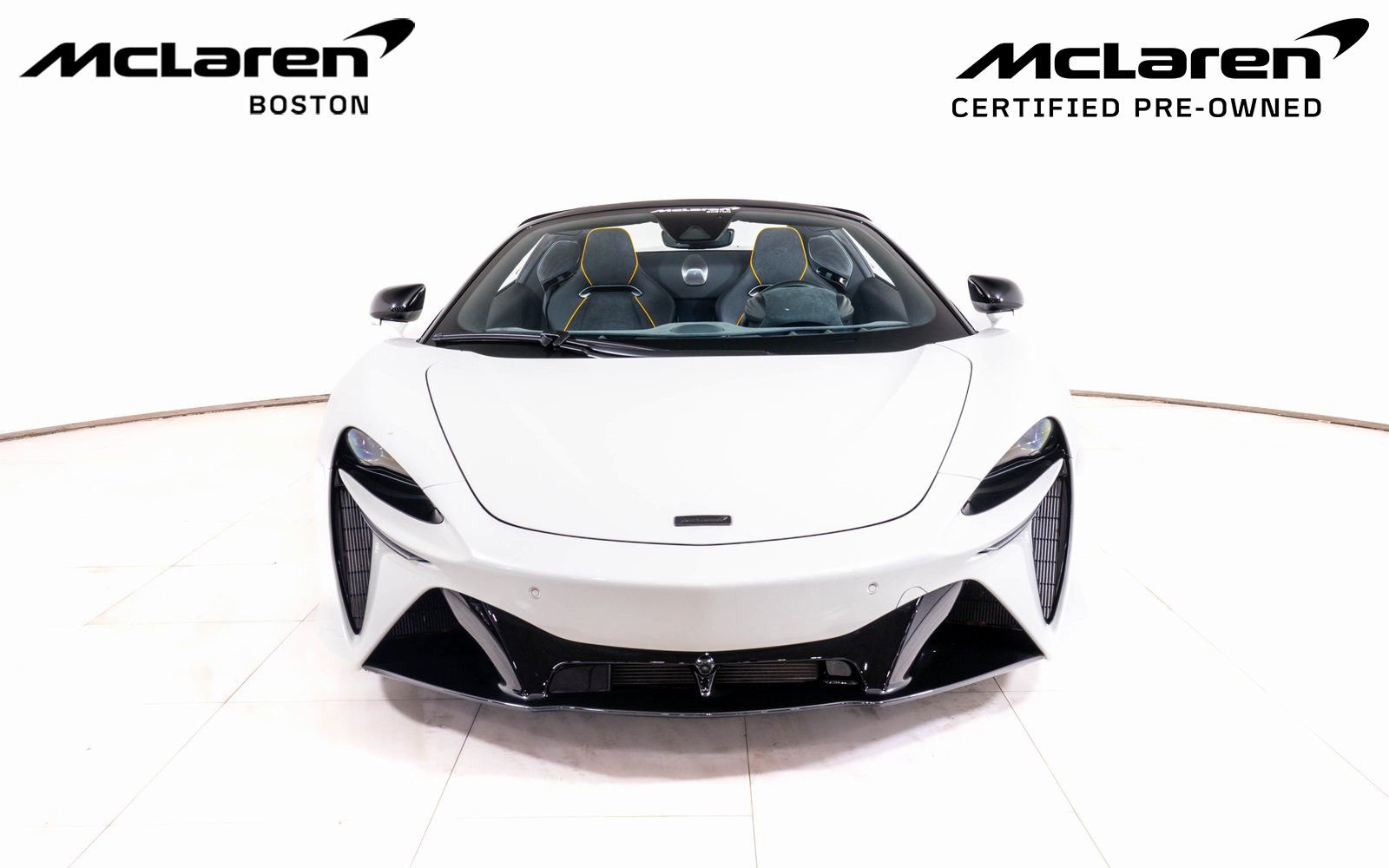Used 2025 McLaren Artura Spider image 10