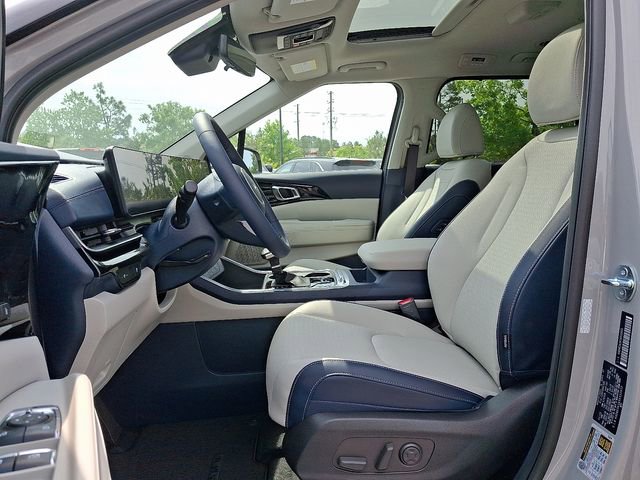 New 2025 Kia Carnival SX Prestige image 13
