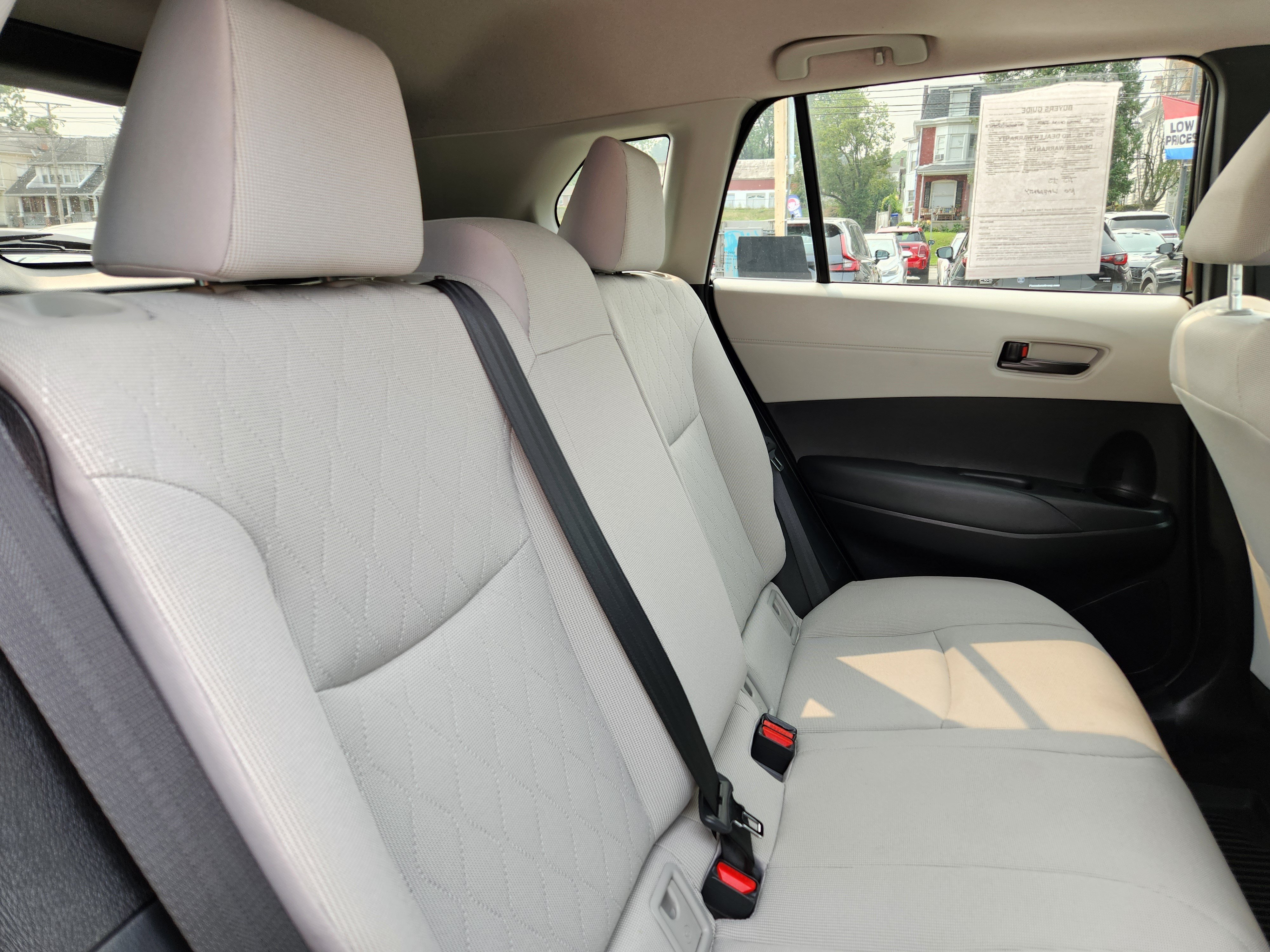 Used 2023 Toyota Corolla Cross LE w/ Moonroof Package AWD/4WD image 14