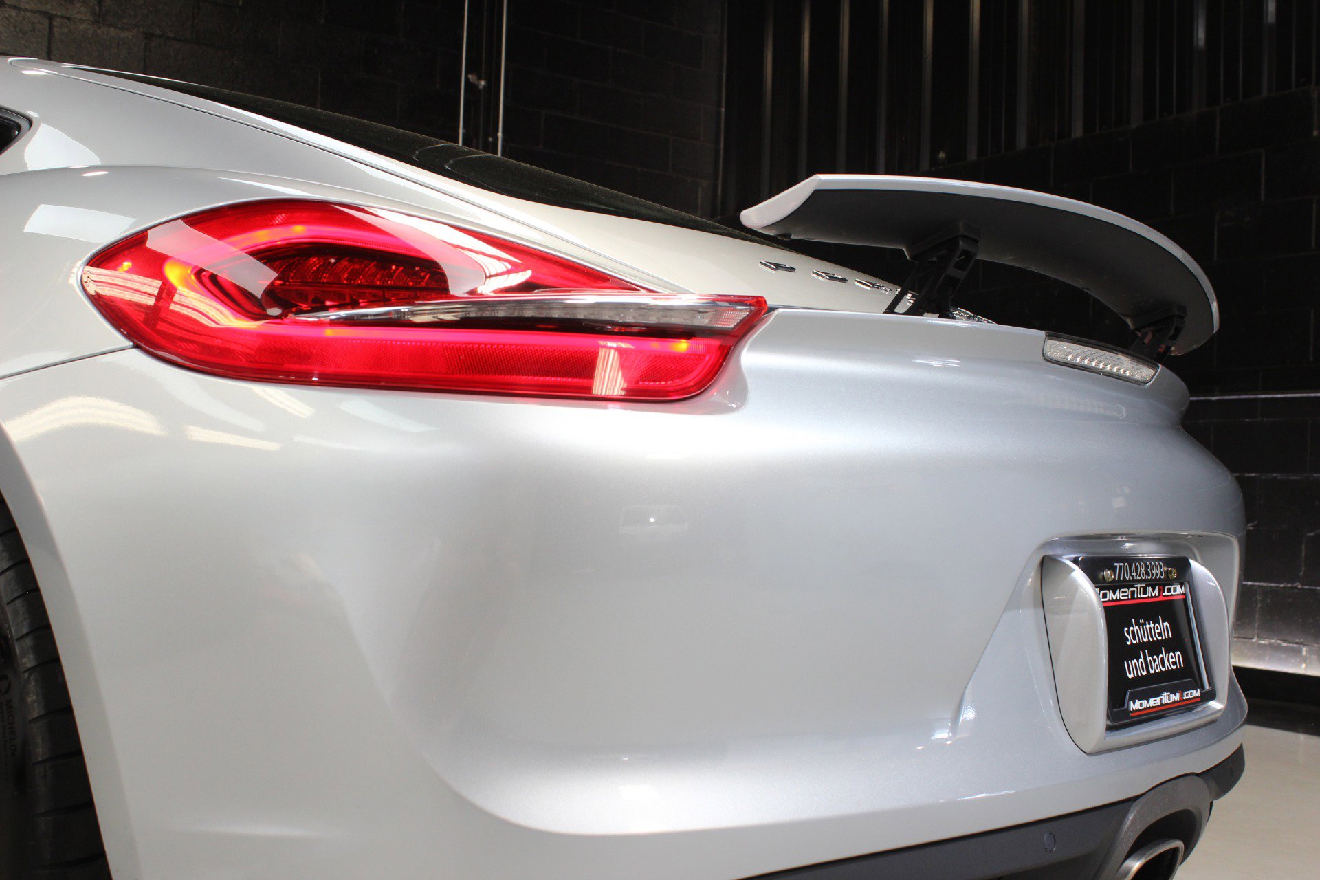 Used 2015 Porsche Cayman image 12