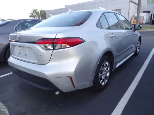 Used 2025 Toyota Corolla LE image 5