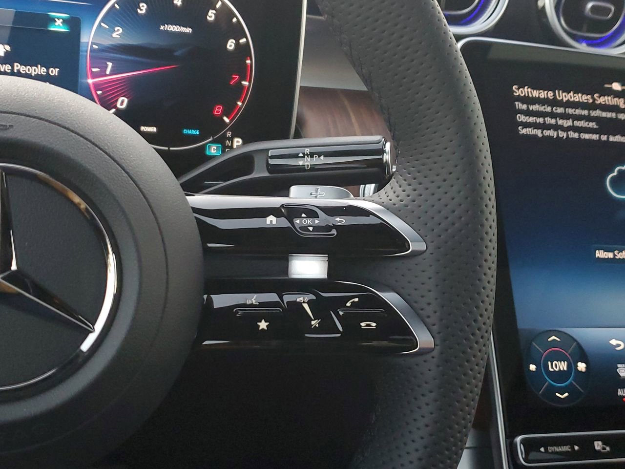 New 2026 Mercedes-Benz GLC 300 image 23