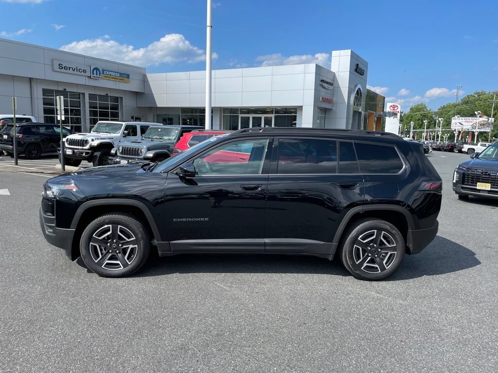 New 2026 Jeep Cherokee Laredo AWD/4WD image 4