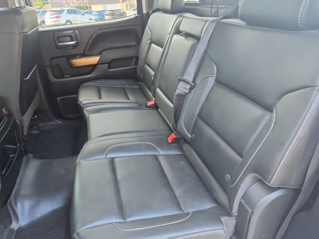 Used 2018 Chevrolet Silverado 2500 LTZ w/ LTZ Plus Package AWD/4WD image 24