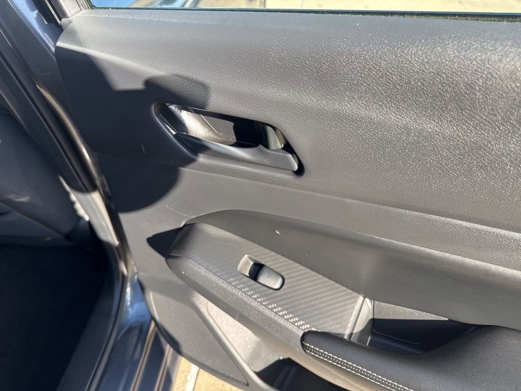 Used 2024 Nissan Altima 2.5 SV FWD image 18