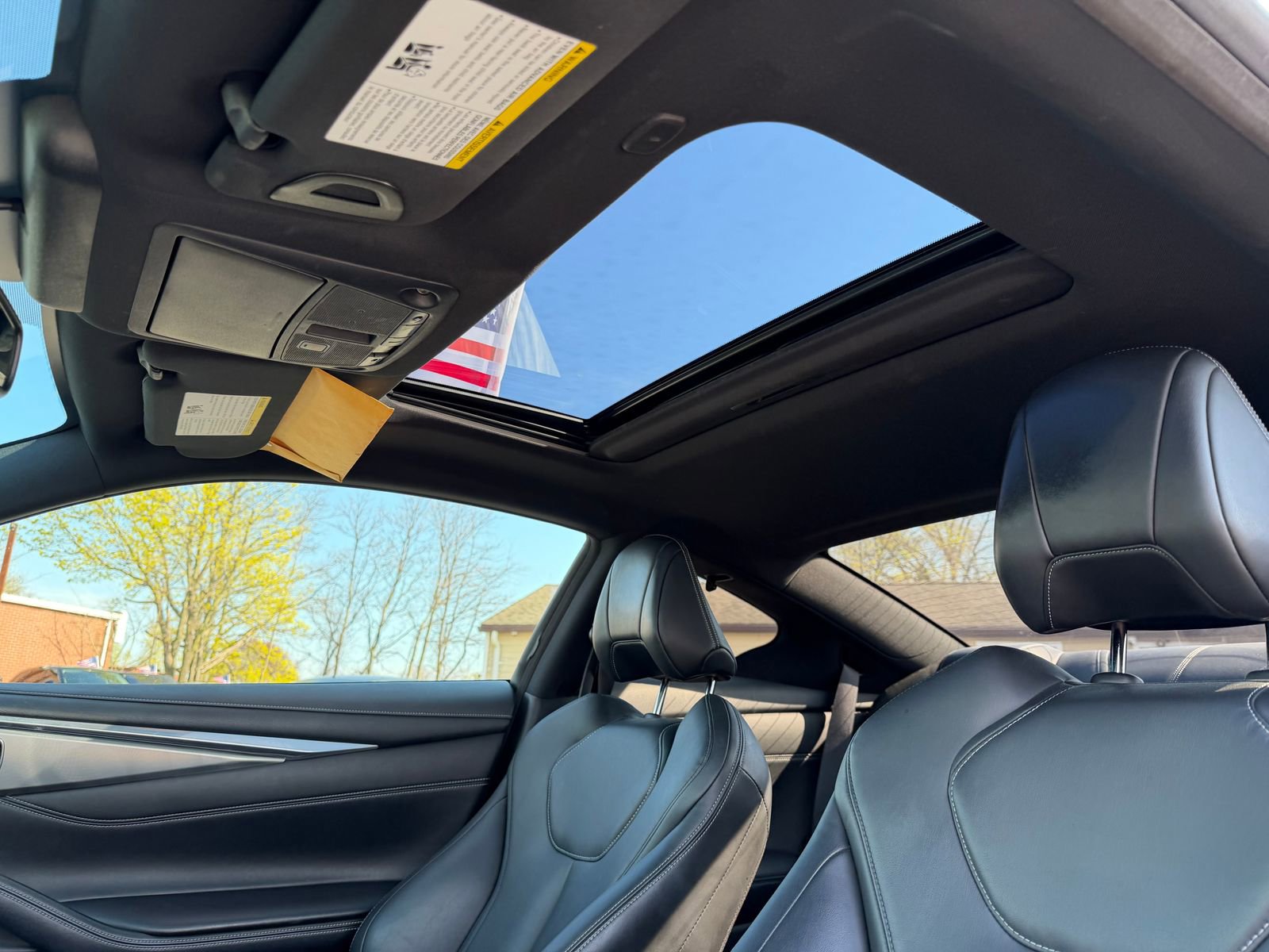 Used 2018 INFINITI Q60 3.0t Luxe w/ Sensory Package 3.0T Luxe RWD image 12