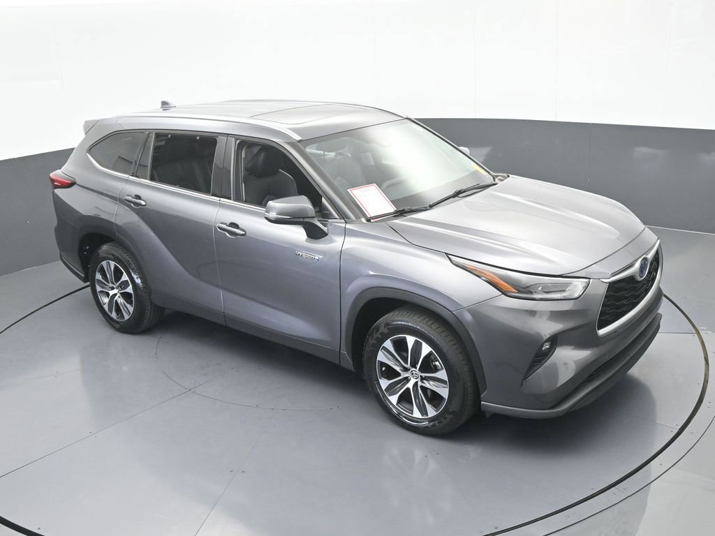 Used 2021 Toyota Highlander XLE FWD image 53