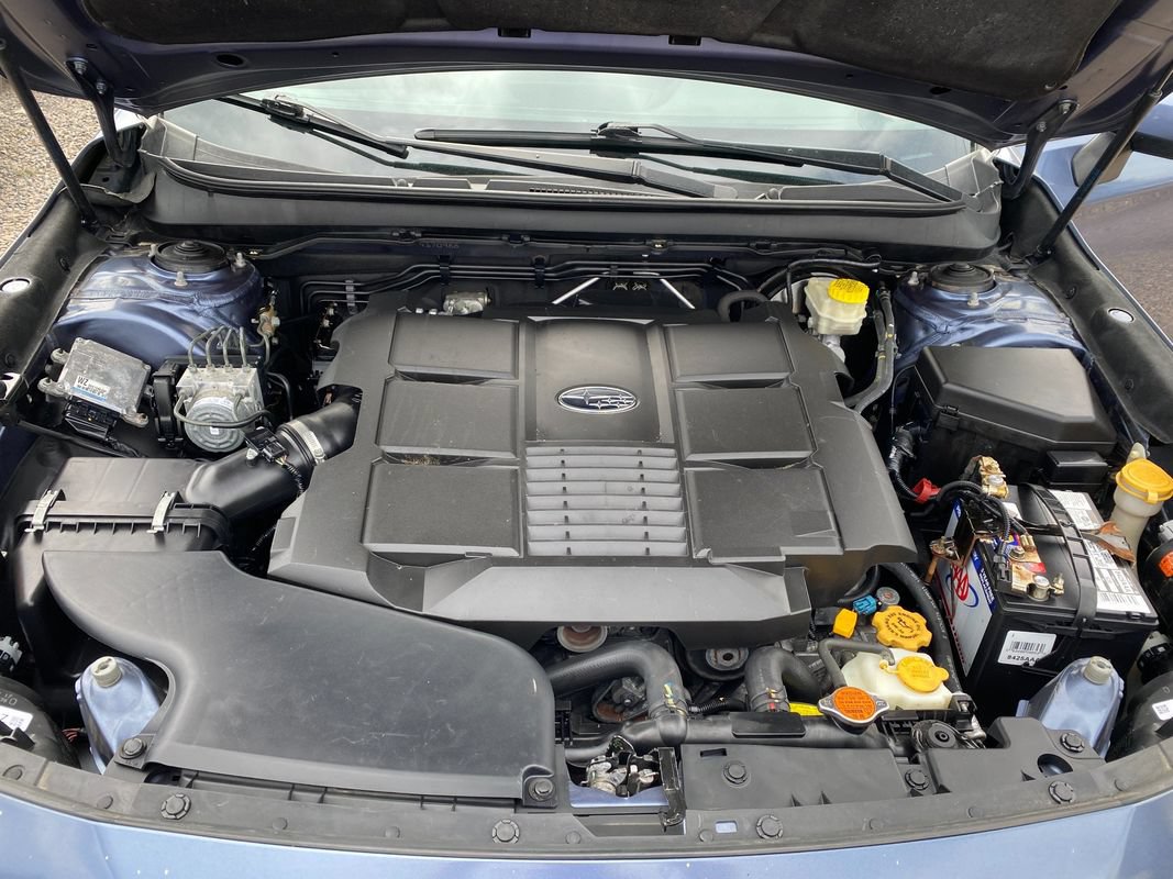 Used 2016 Subaru Outback 3.6R Limited AWD/4WD image 25