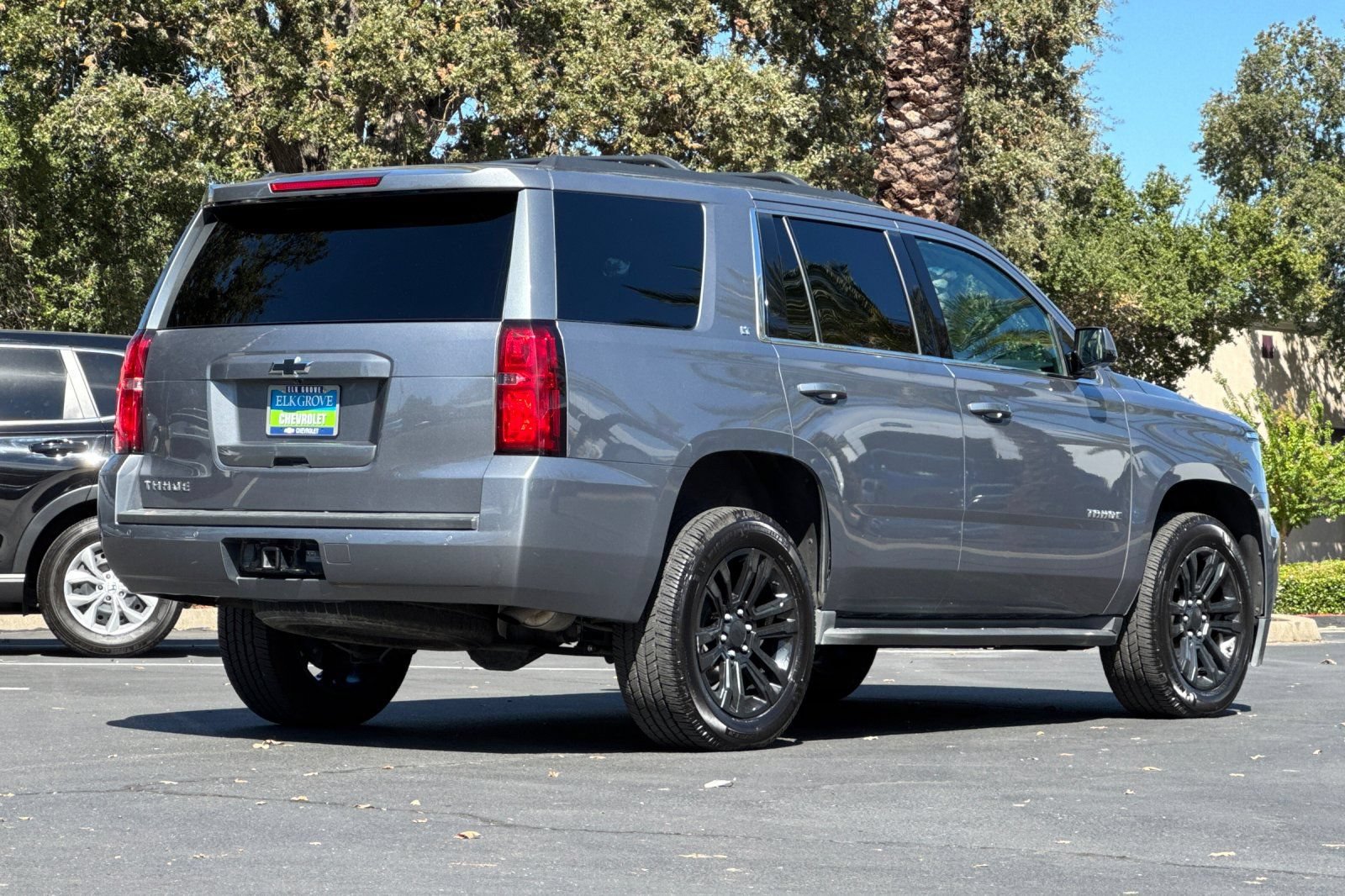 Used 2019 Chevrolet Tahoe LT AWD/4WD image 3