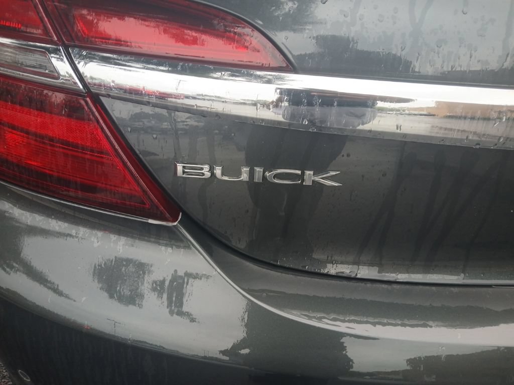 Used 2015 Buick Regal Premium FWD image 6