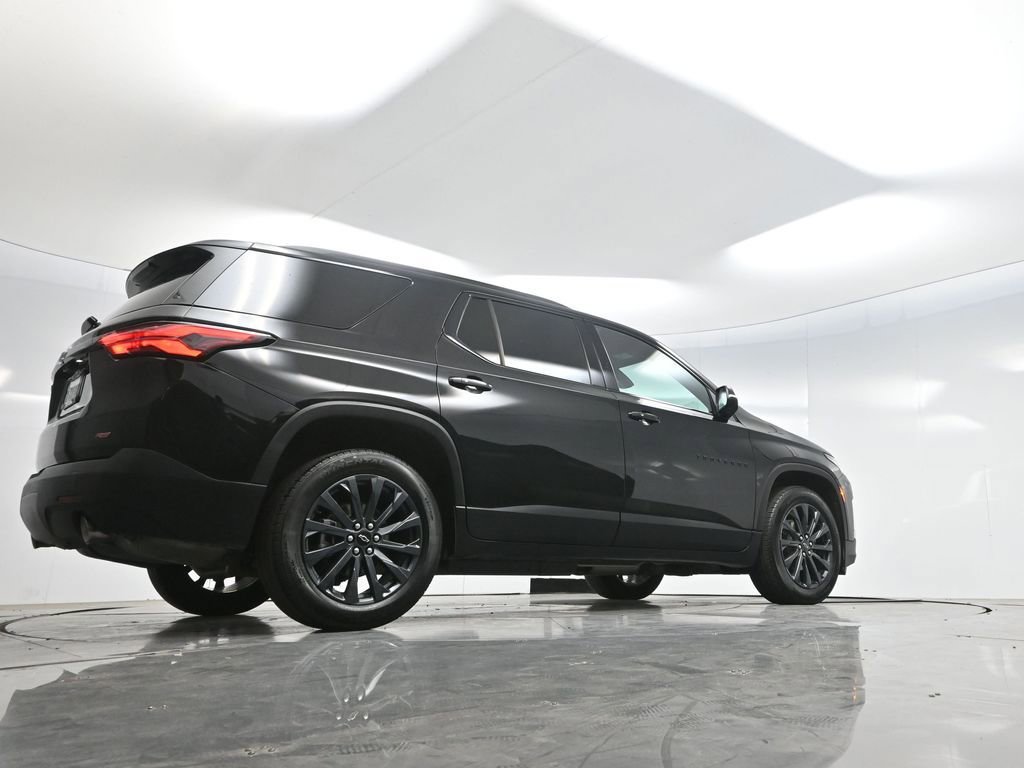 Used 2023 Chevrolet Traverse RS image 64