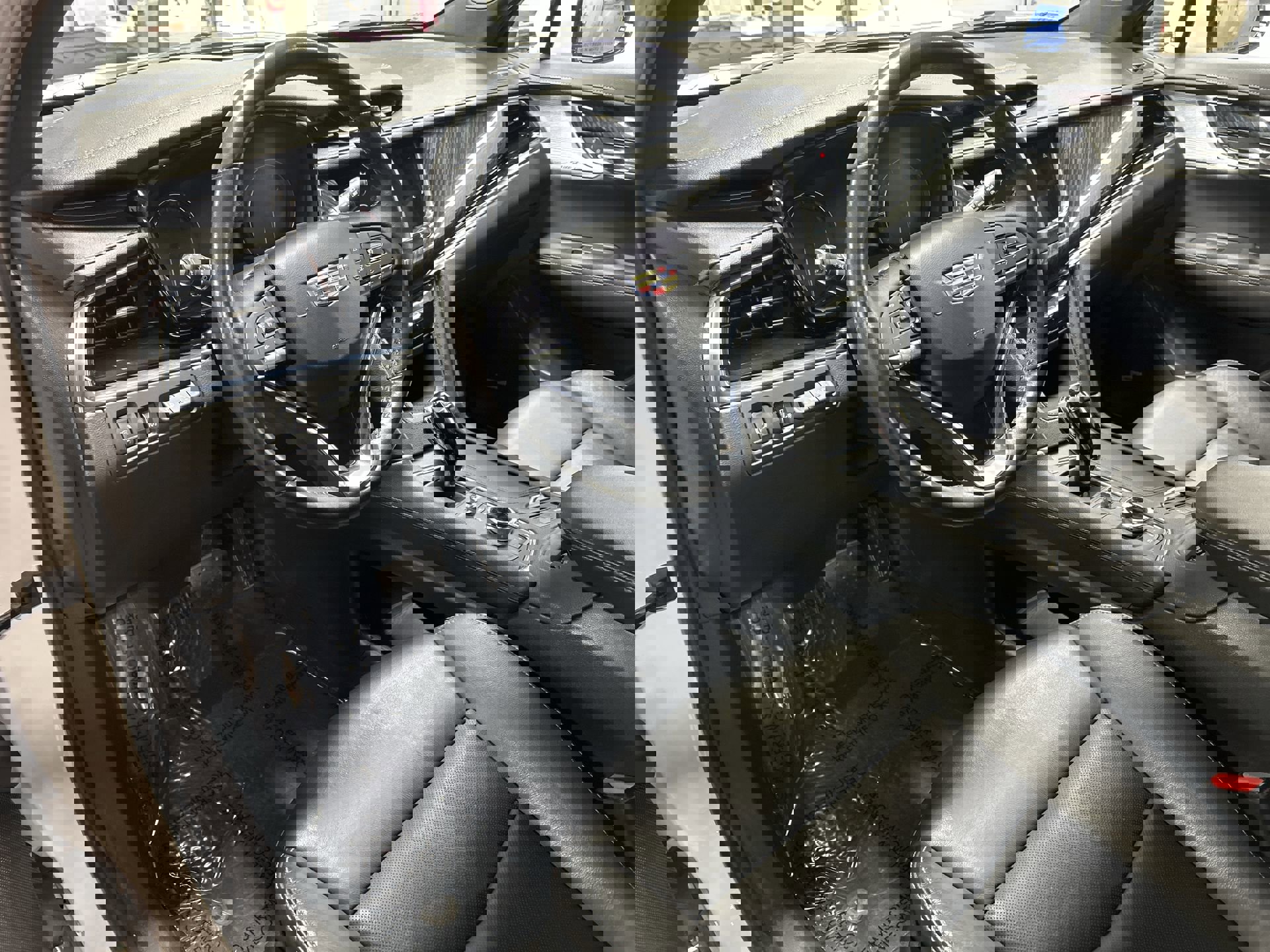 Certified 2021 Cadillac XT6 Premium Luxury image 11