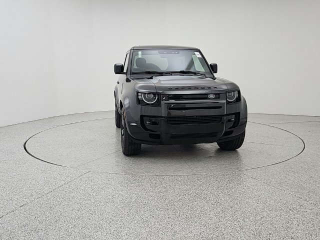 New 2026 Land Rover Defender 90 V8 AWD/4WD image 2