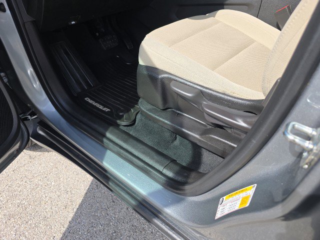 Used 2023 Chevrolet Traverse LS w/ Safety Package image 16