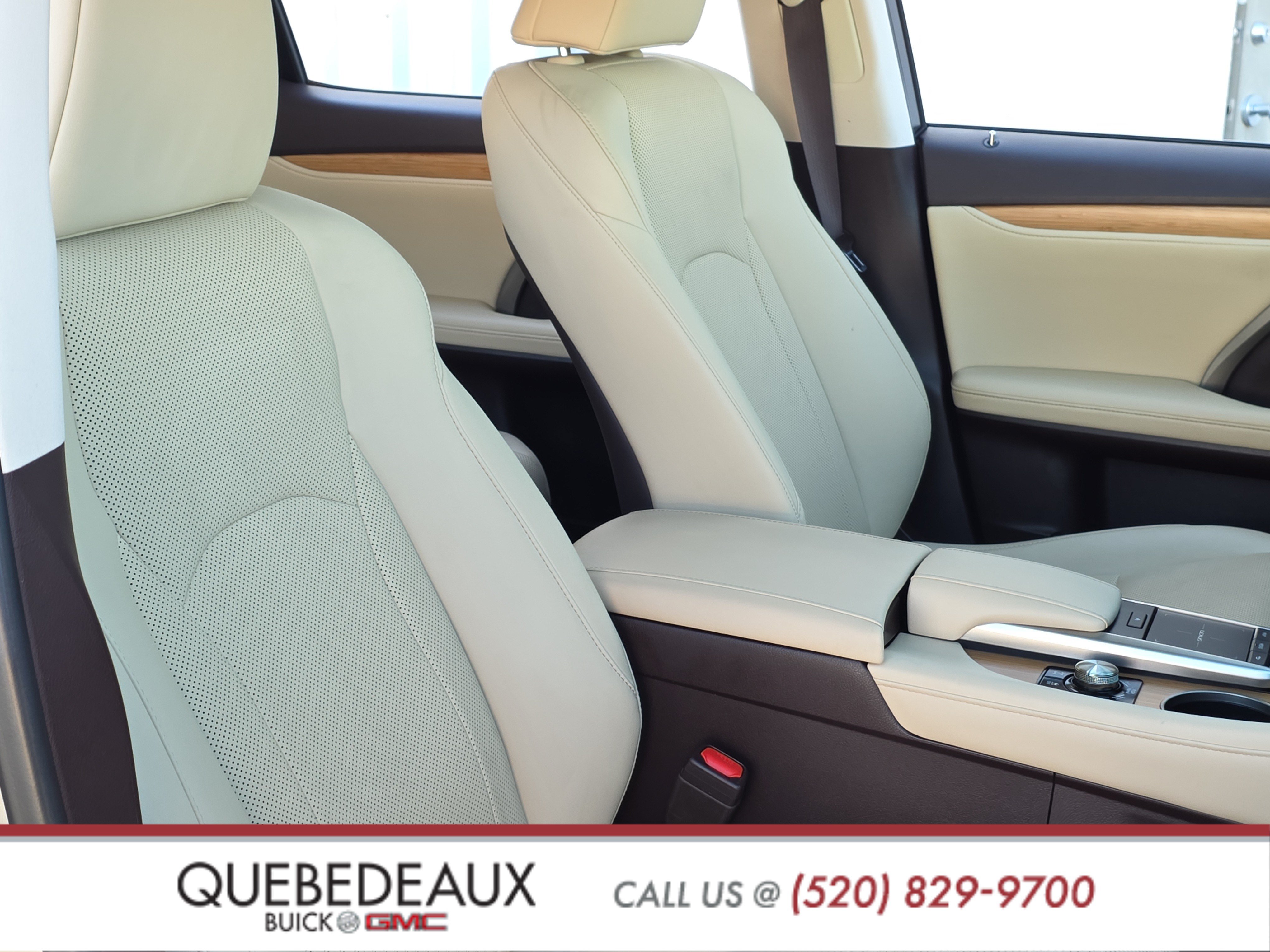 Used 2020 Lexus RX 350L Premium w/ Premium Package AWD/4WD image 34