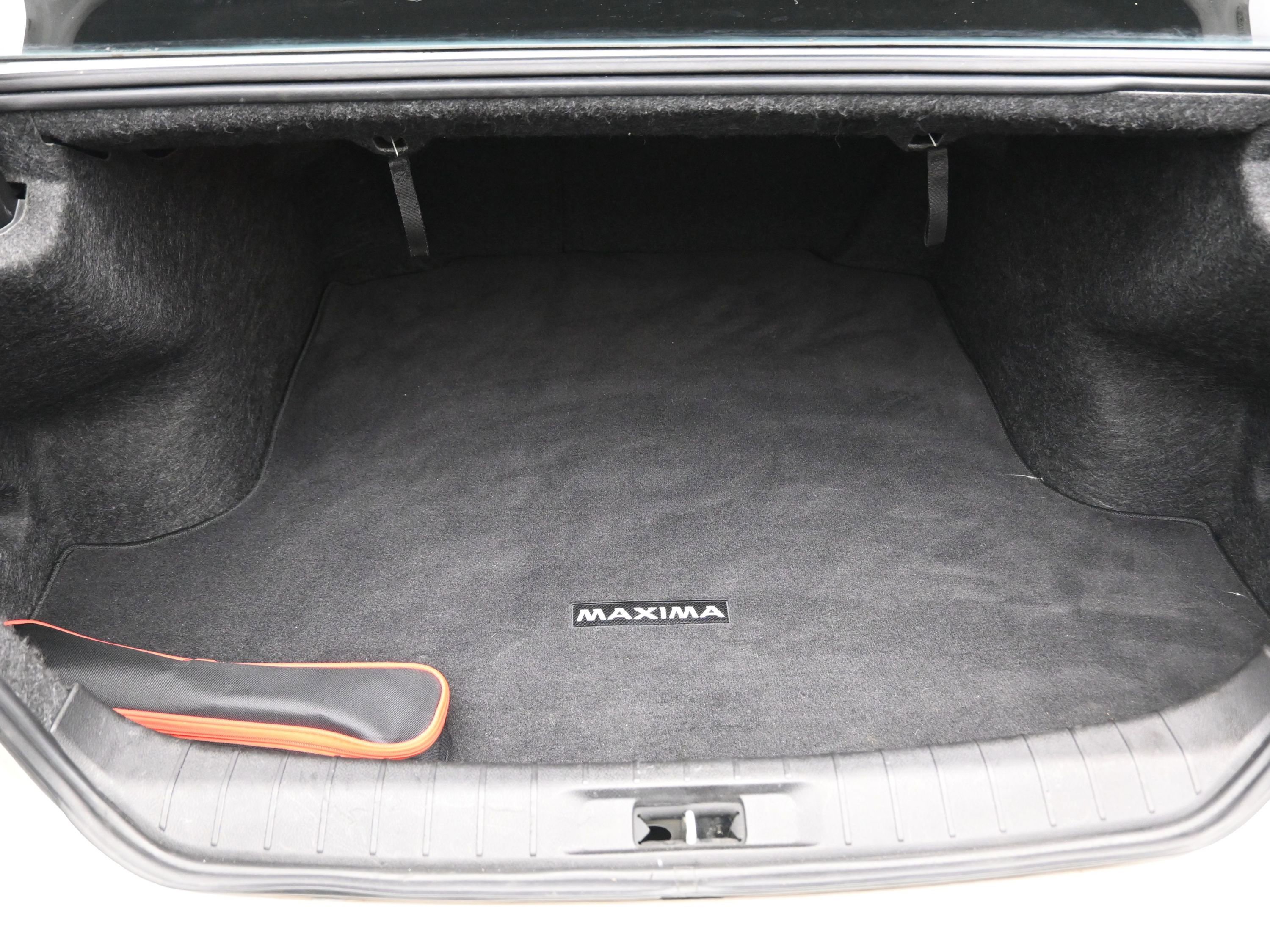 Used 2018 Nissan Maxima 3.5 SV image 16