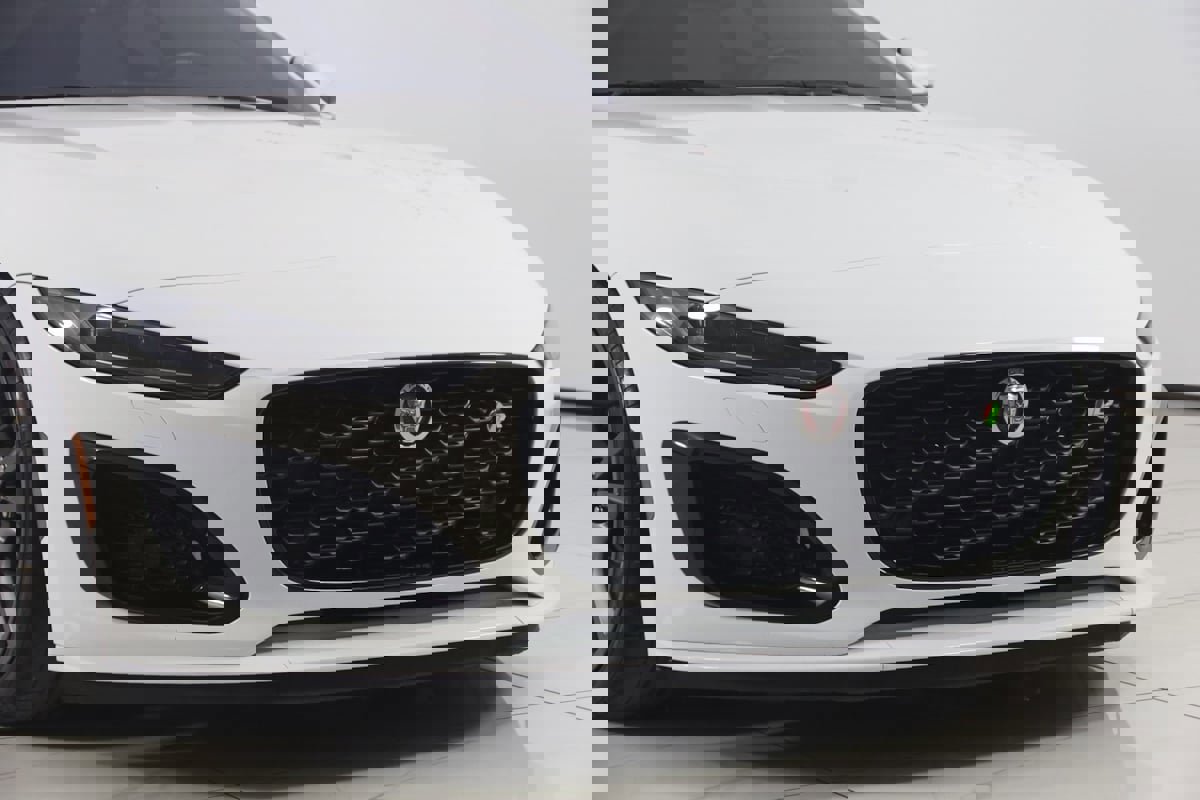 Used 2021 Jaguar F-TYPE R image 51