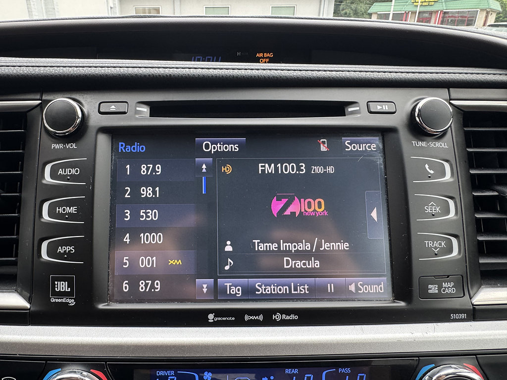 Certified 2019 Toyota Highlander Limited AWD/4WD image 18