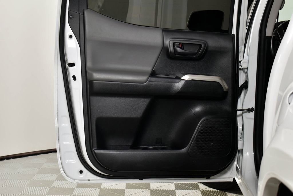 Used 2021 Toyota Tacoma SR5 image 19