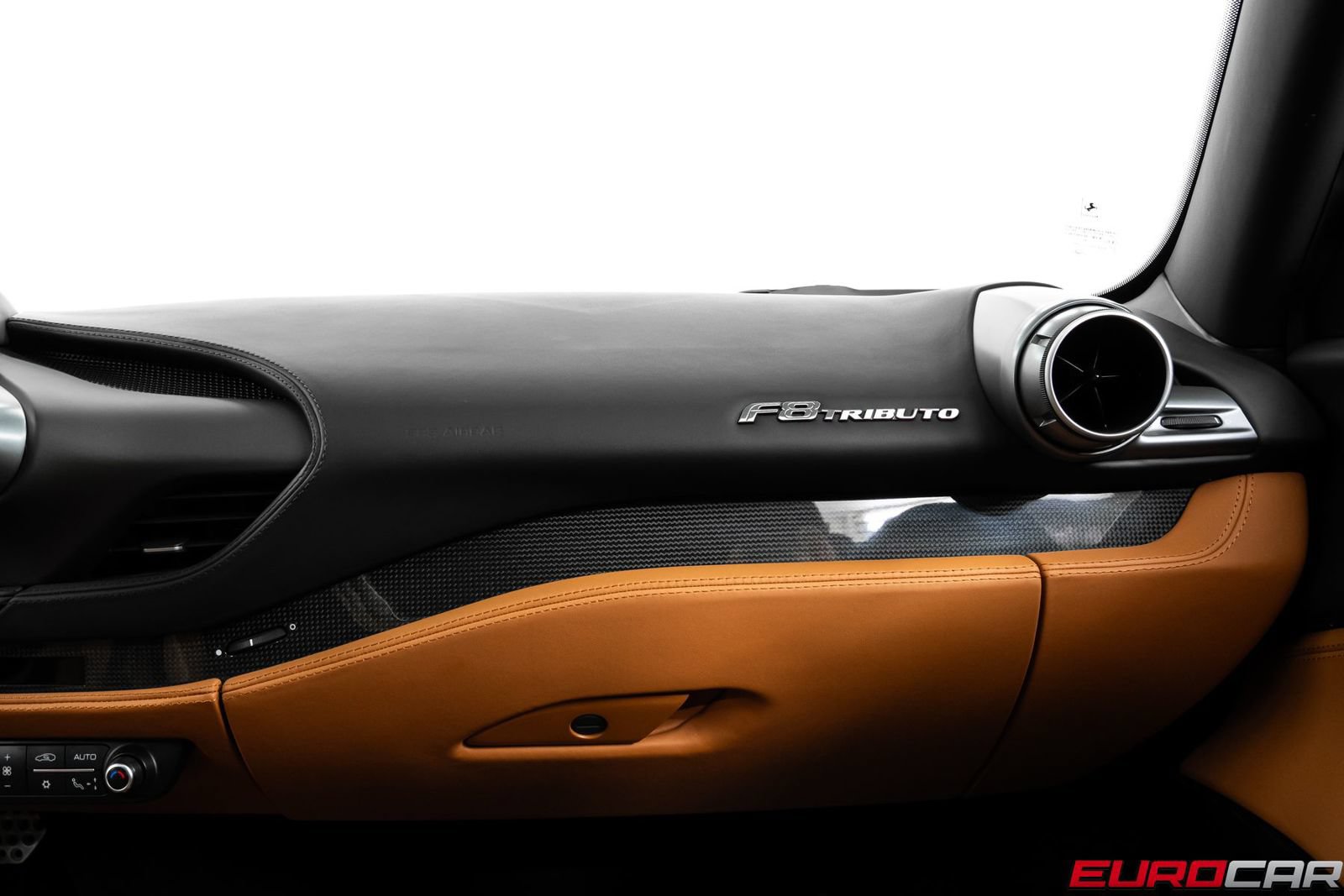 Used 2021 Ferrari F8 Tributo RWD image 36
