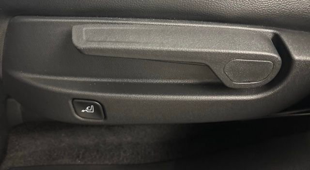 Used 2025 Hyundai Santa Fe Limited image 16