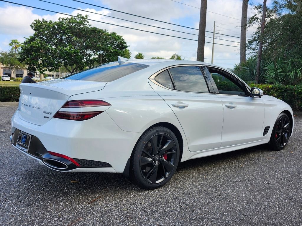 Used 2023 Genesis G70 3.3T w/ Sport Prestige Package image 7