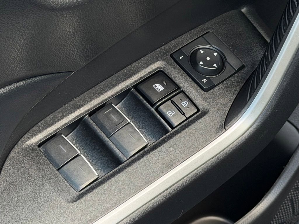 Used 2024 Toyota RAV4 XLE FWD image 25